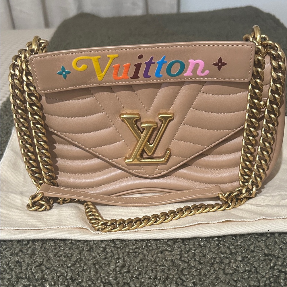 Louis Vuitton nude beigeWave bag, Chain Shoulder Bag with attched handle